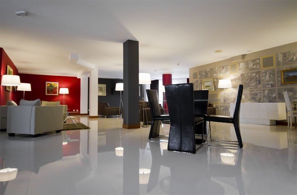 Chateau La Roca Sancibrian Interior photo